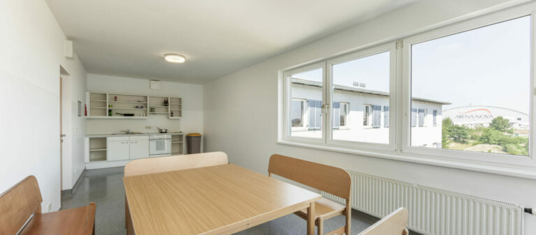 shared kitchen | Ernst Höger Dormitory 2700  Wiener Neustadt