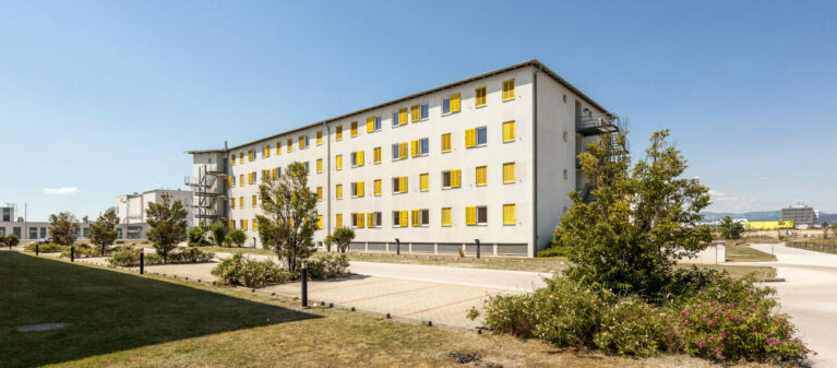 house | Ernst Höger Dormitory 2700  Wiener Neustadt