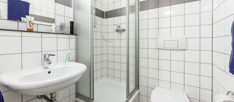 bathroom | Dr. Paul Schärf dormitory 1200  Vienna