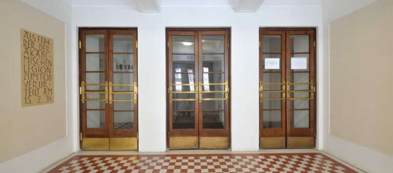 Eingang des Studentenheim | Studierendenwohnheim Säulengasse 1090  Wien