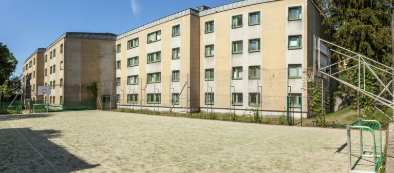 Sportplatz | Studierendenwohnheim Starkfriedgasse 1180  Wien