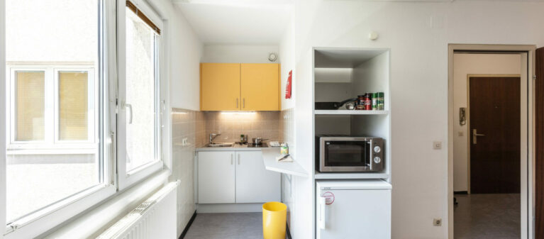 Küche im Zimmerverbund | StudentInnenwohnhaus Tendlergasse 1090  Wien