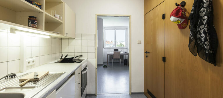 Küche im Zimmer | Haus Margareten 1040  Wien